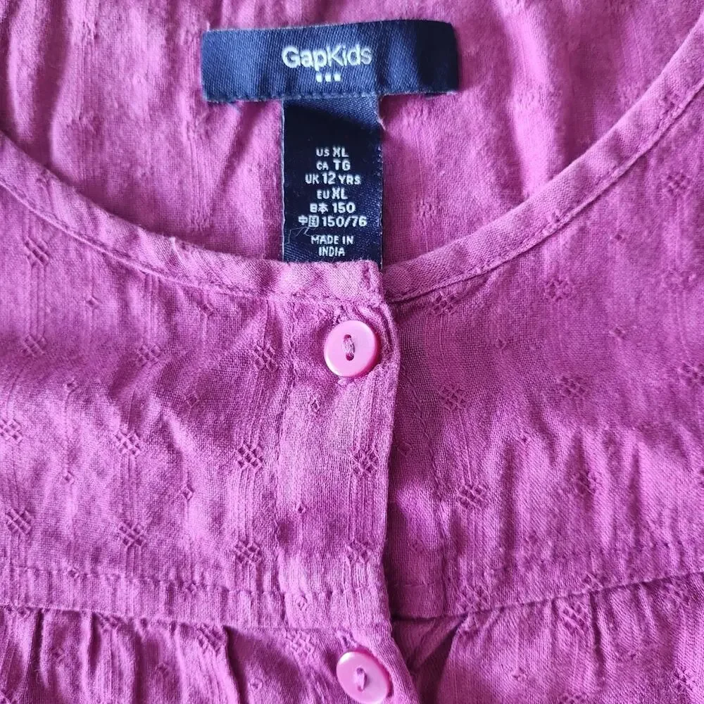 Gap Kids Sleeveless blouse top